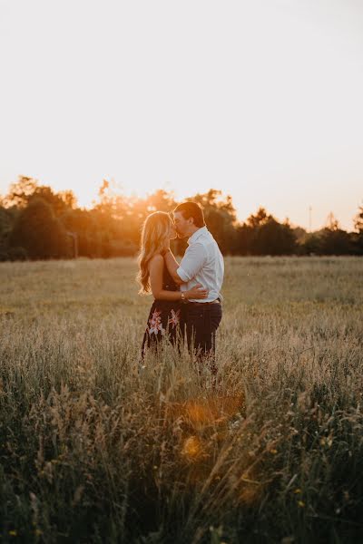 Wedding photographer Trudy Martens (venturingterra). Photo of 9 July 2020