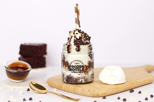 Chocolate Vanilla Fudge Ice Cream Dessert Jar