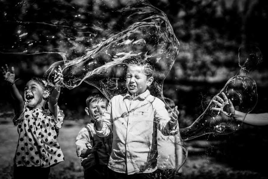 Fotografo di matrimoni Barbara Fabbri (fabbri). Foto del 30 aprile 2019