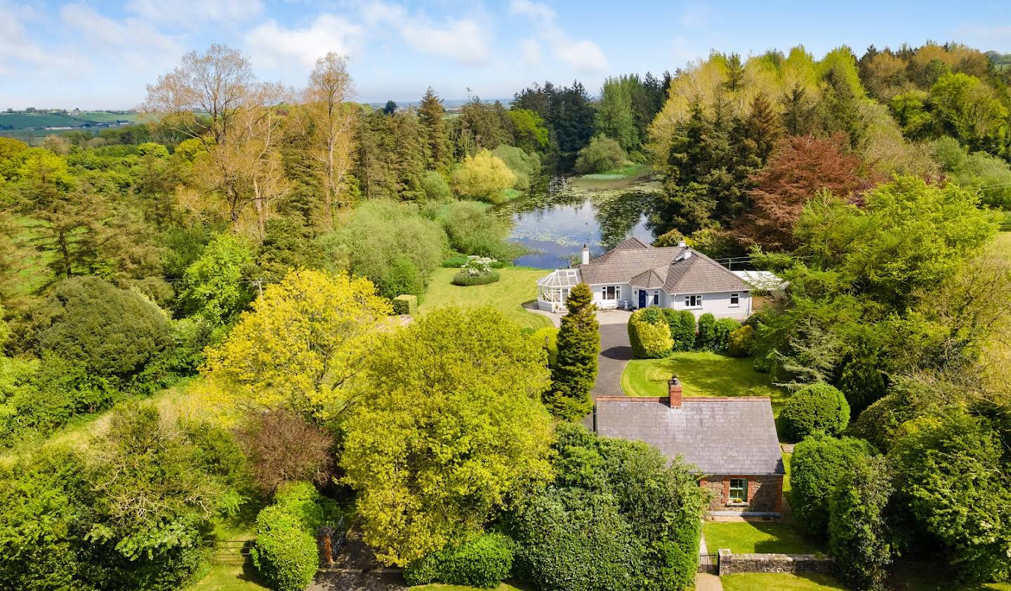 House with garden Collon