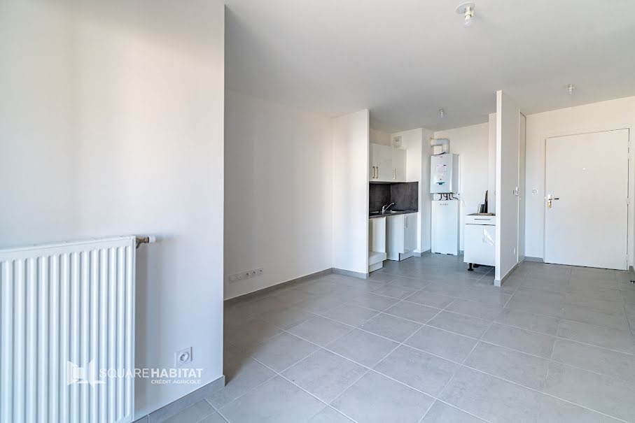 Location  appartement 2 pièces 38.58 m² à Dijon (21000), 580 €