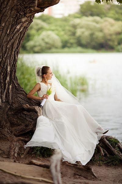 Fotografo di matrimoni Oksana Solopova (oxisolopova). Foto del 13 gennaio 2013