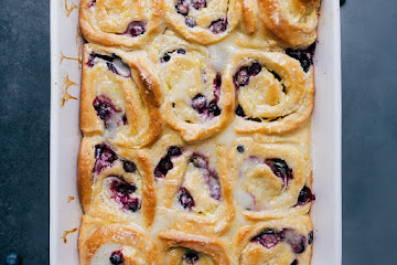 Lemon-Blueberry Sweet Rolls