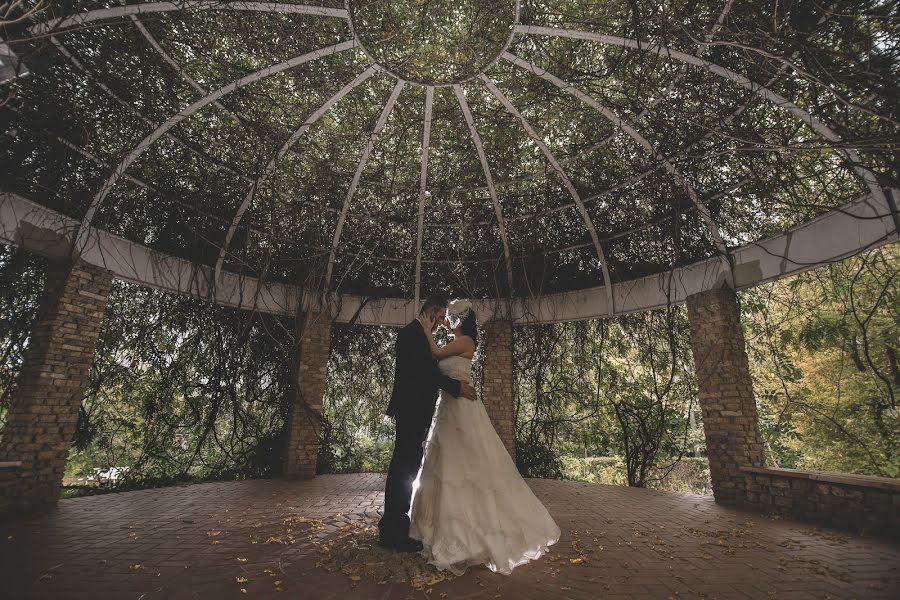 Fotógrafo de bodas Konstantinos Poulios (poulios). Foto del 20 de diciembre 2018