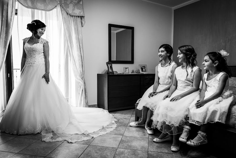 Fotografo di matrimoni Giuseppe Parello (parello). Foto del 7 giugno 2019