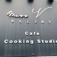 Miss V Bakery Cafe(赤峰店)