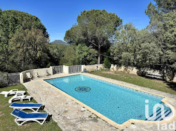 maison à Roquebrune-sur-Argens (83)