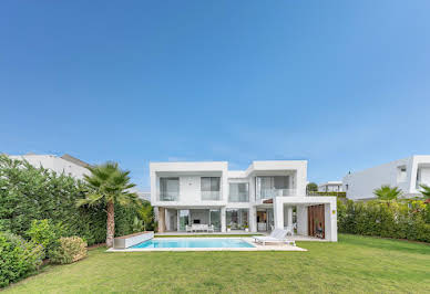 Villa 1