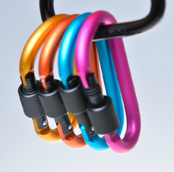 Buitensport klimmen gesp haak rugzak accessoires. Bevestig en organiseer je uitrusting, robuust en betrouwbaar voor extreme avonturen.