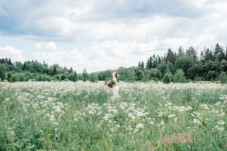 Hääkuvaaja Anna Bamm (annabamm). Kuva otettu 28. syyskuuta 2015