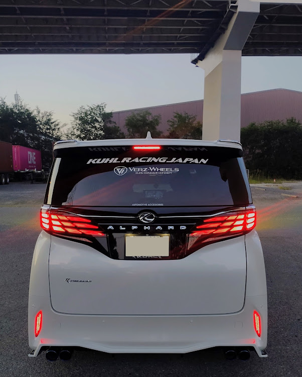 アルファードの只アルさんが投稿したカスタム事例の投稿画像1枚目