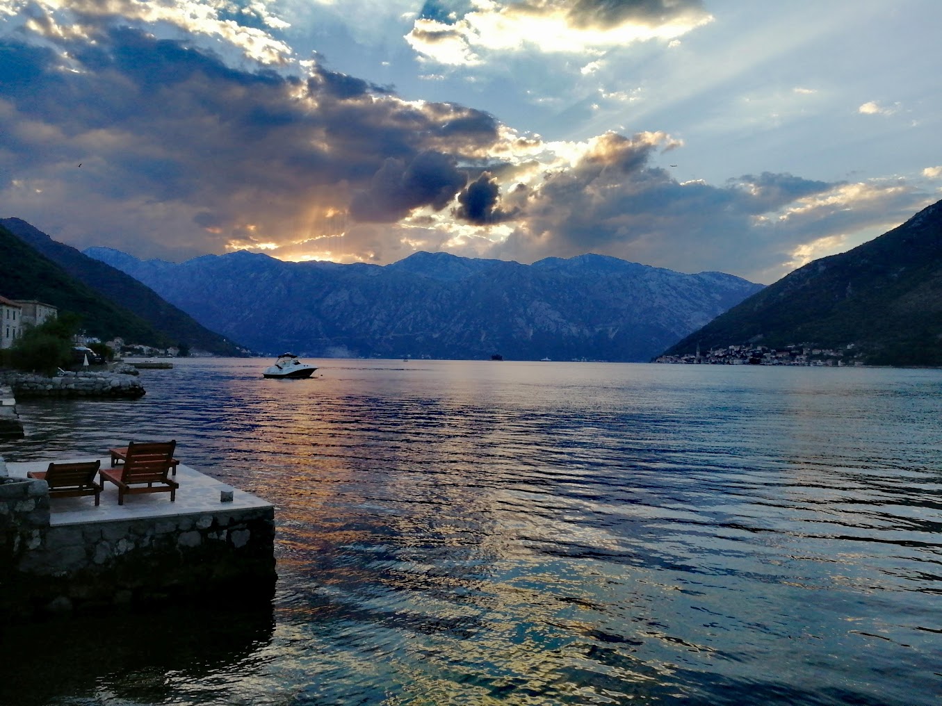 Couché de soleil sur la baie