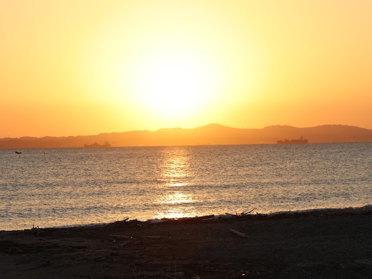 ヴェルファイアの富津海水浴場・夕陽と愛車・いつもイイネ&コメントありがとうございます🙇‍♂️に関するカスタム事例の投稿画像8枚目