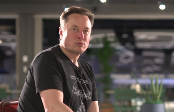 Watch: Elon Musk's unexpected BBC interview... in 90 seconds