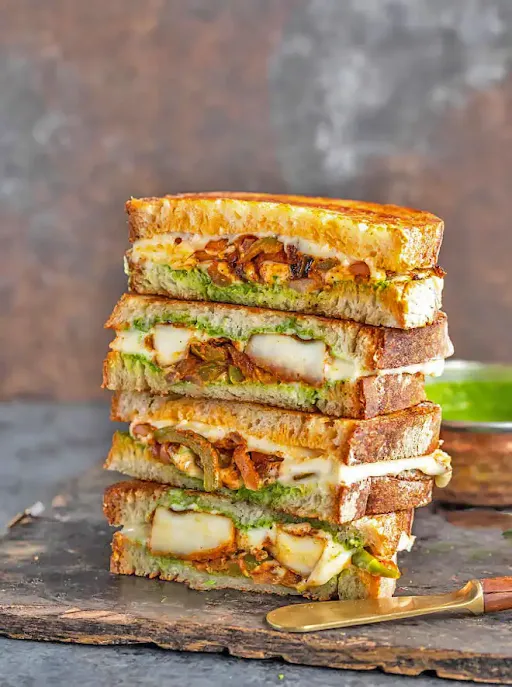 Paneer Makhani Sandwich