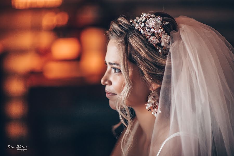 Fotografo di matrimoni Irina Valeri (irinavaleri). Foto del 1 aprile 2022