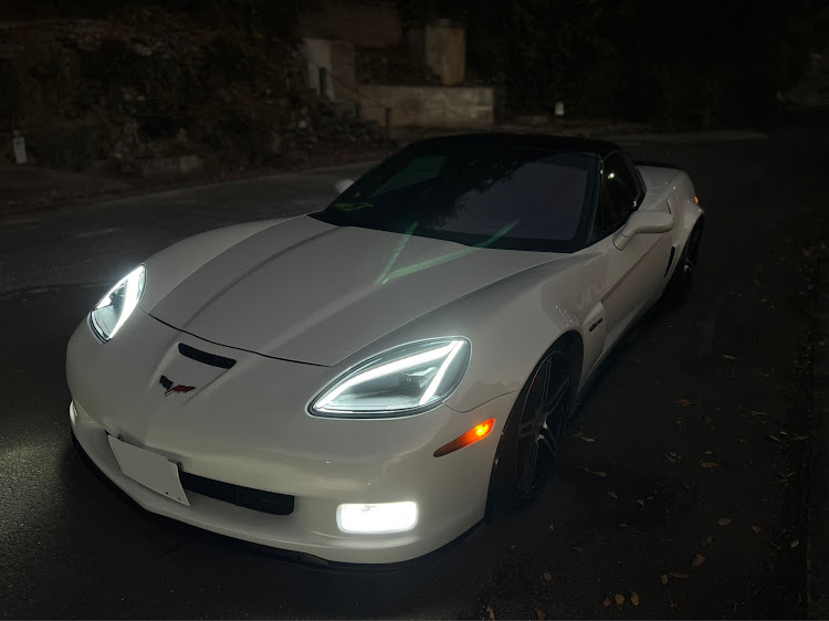 コルベット クーペの車種名エンブレムは有り派・コルベットc6・コルベット・アメ車好きと繋がりたいに関するカスタム事例の投稿画像1枚目