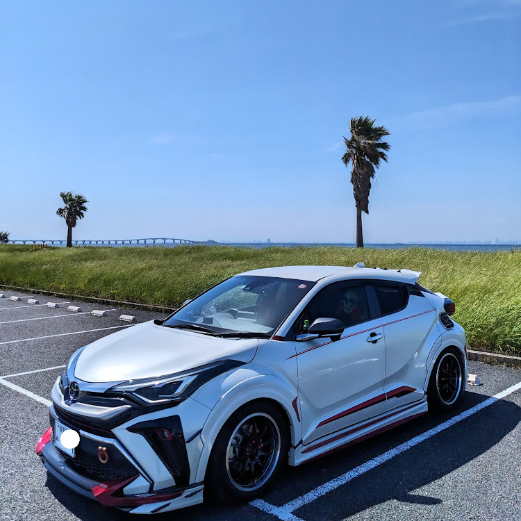 C-HRの5月もよろしくお願いします・春ドライブ・愛車との旅に関するカスタム事例の投稿画像1枚目