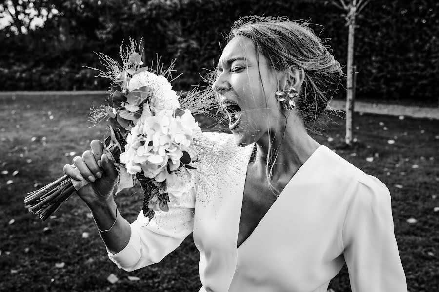 婚礼摄影师Julien Laurent-Georges（photocamex）。2023 3月13日的照片