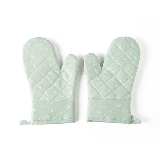 Title 8, Home fabric microwave oven gloves, heat resista...