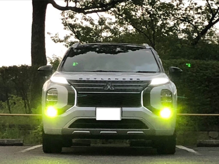 アウトランダーPHEV GG2W 前期 H11 LED フォグランプ 9S