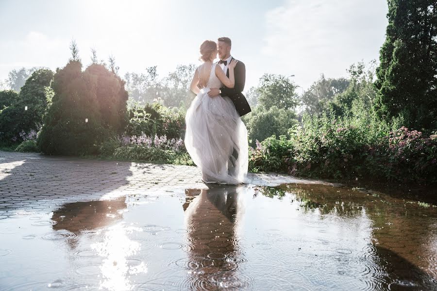 Wedding photographer Yuliya Isupova (juliaisupova). Photo of 20 April 2017