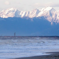 camminando sul litorale di tirrenia di 