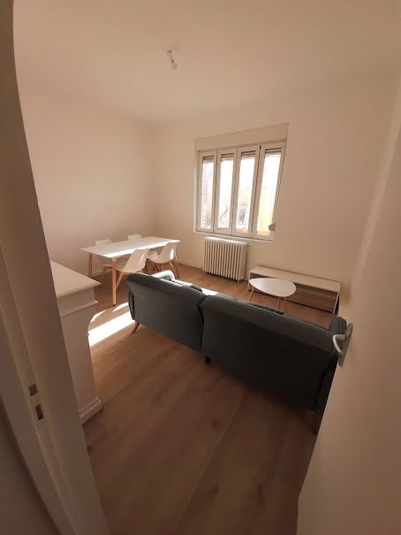 Location meublée appartement 3 pièces 59.72 m² à Saint-Quentin (02100), 690 €