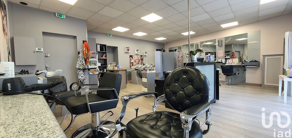 Vente locaux professionnels  69 m² à Plaisir (78370), 71 500 €