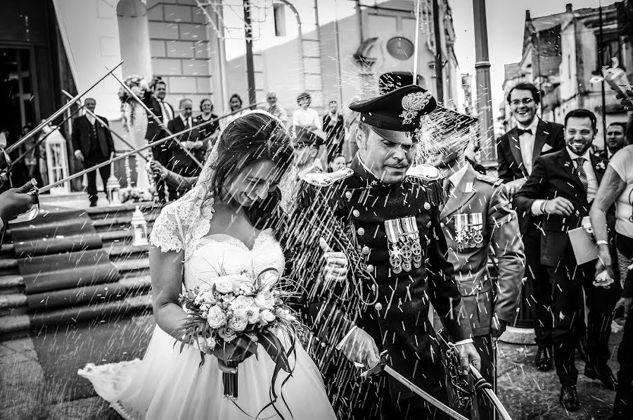 Wedding photographer Enzo Borzacchiello (ebfotografo). Photo of 17 October 2016