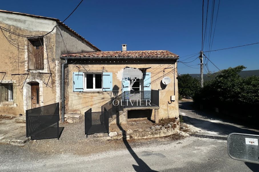 Location  maison 2 pièces 42 m² à Saint-Saturnin-lès-Apt (84490), 550 €