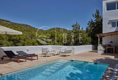 Maison avec piscine en bord de mer 2