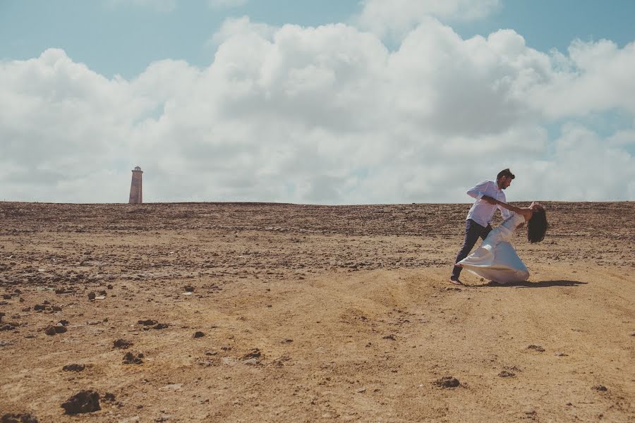 Fotografo di matrimoni Hector Salinas (hectorsalinas). Foto del 20 gennaio 2016