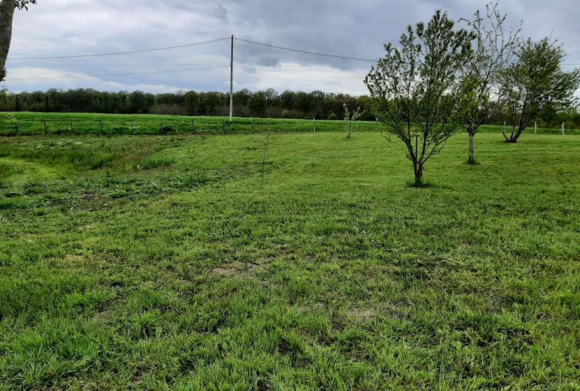  Vente Terrain à bâtir - à Dame-Marie-les-Bois (37110) 