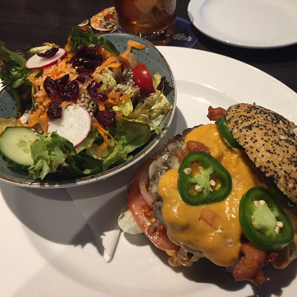 Gluten-Free Burgers at Turtle Jack's