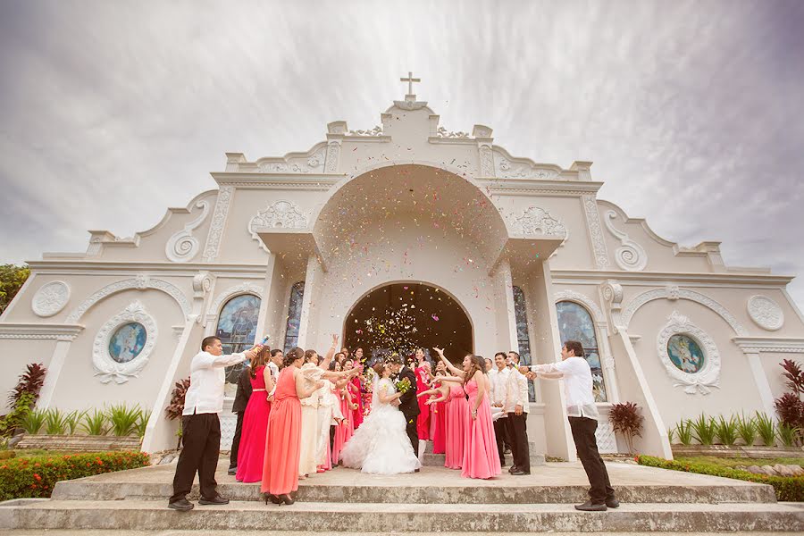 Fotografer pernikahan Aying Salupan (salupan). Foto tanggal 15 Mei 2015