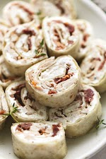 Chicken Bacon Ranch Pinwheels was pinched from <a href="https://www.lecremedelacrumb.com/chicken-bacon-ranch-pinwheels/" target="_blank" rel="noopener">www.lecremedelacrumb.com.</a>