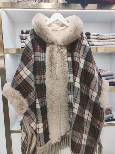Title 5, Maillard Plaid, Brushed Thickened Winter Shawl