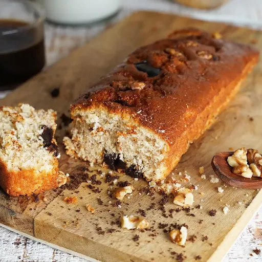 Date & Walnut Dry Cake