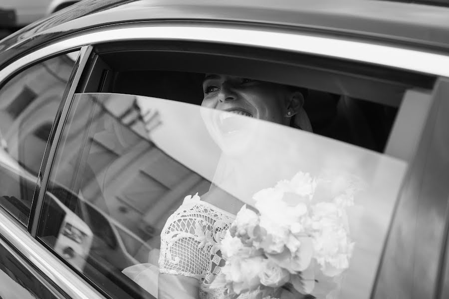 Fotógrafo de casamento Sergey Belikov (belikov81). Foto de 24 de abril 2018