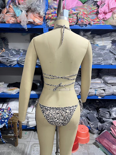 Title 10, Beach Bath Seamless Breathable Banded Bikini Sw...