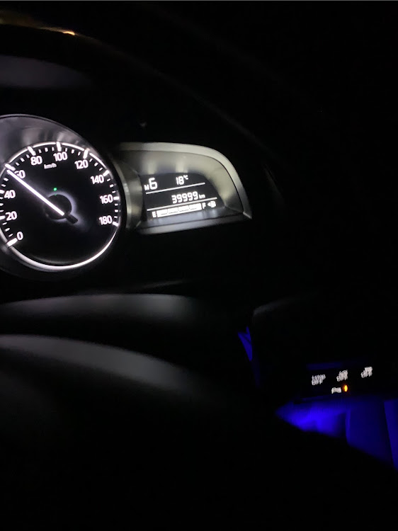 デミオの走行距離・デミオ・MAZDA・がーどまんに関するカスタム事例の投稿画像1枚目
