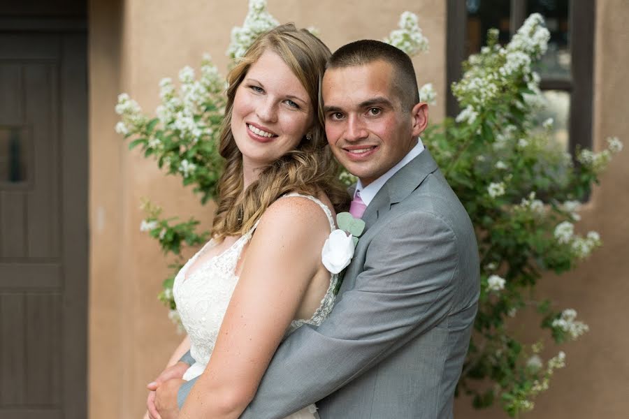 Fotógrafo de casamento Caitlin Jenkins (caitlinephoto). Foto de 8 de setembro 2019