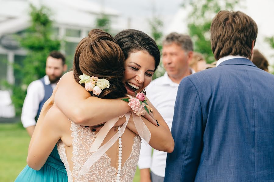 Fotograful de nuntă Anton Suslov (suslov). Fotografia din 12 martie 2019