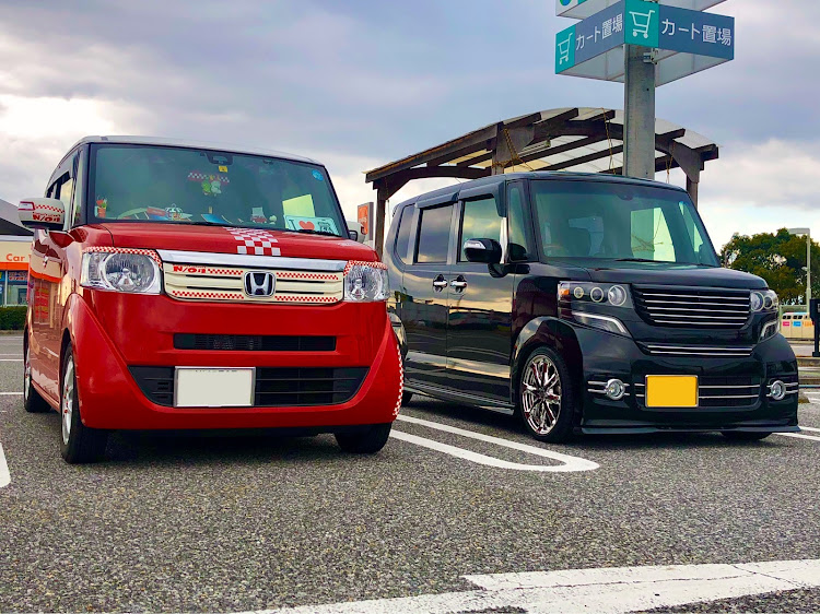 Nボックススラッシュのあのベンチ・新年初コラボ・相方さんと・two-k魂・ミニカーに関するカスタム事例の投稿画像2枚目