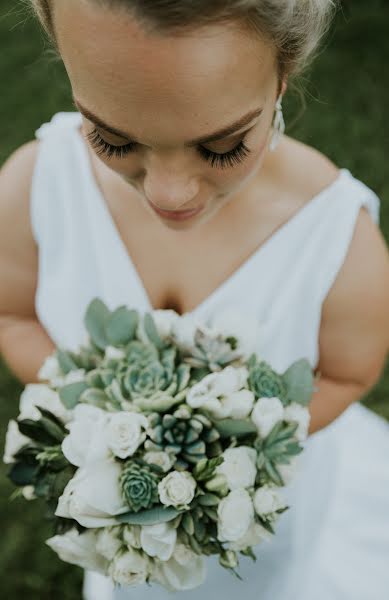 Wedding photographer Claire Searle (clairesearle). Photo of 10 February 2019