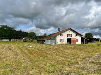 ferme à Saint-Martin-de-Hinx (40)