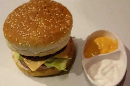 Crispy Aloo Tikki Burger