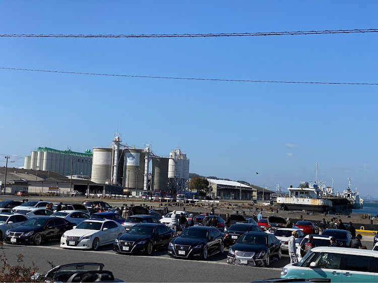 キャデラックさんが投稿した香川県坂出市林田新港・オールジャンルオフ会・神戸、姫路、奈良、広島、香川、高知、愛媛、アメ車乗りに関するカスタム事例の投稿画像15枚目