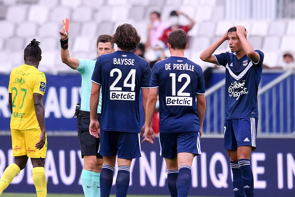 🎥 Premier match, première rouge, première intervention du VAR